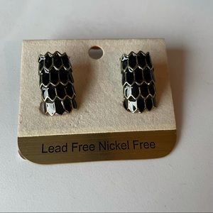 Lead Free Nickel Free Earrings Black & Gold